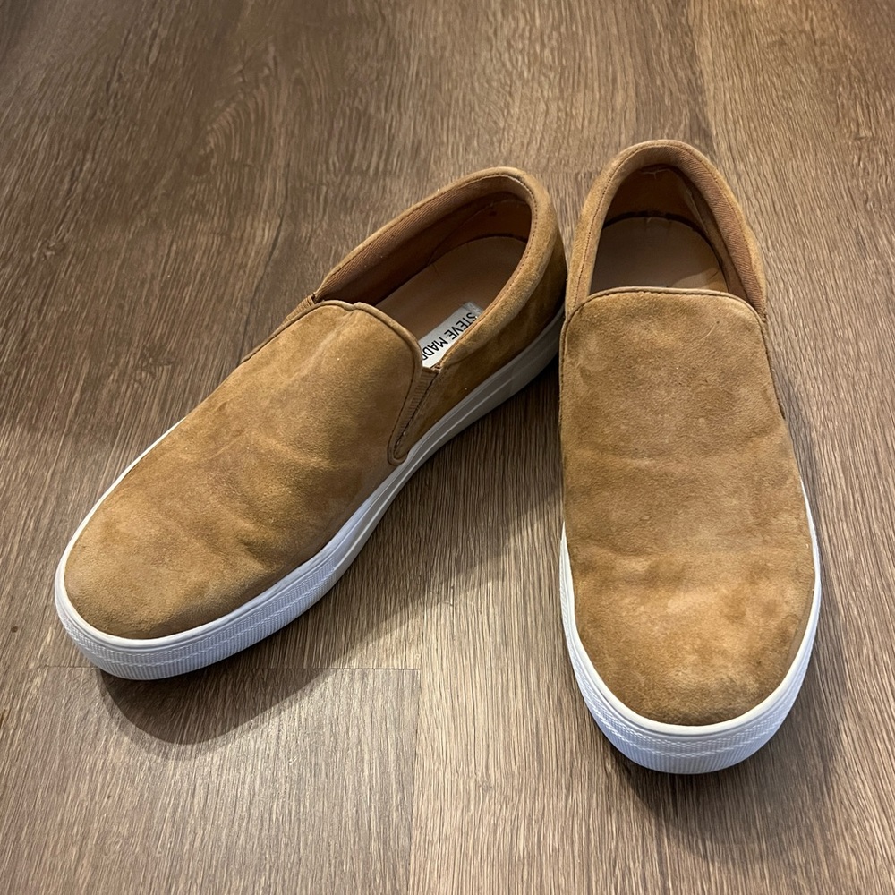 Steve Madden Gills Sneaker